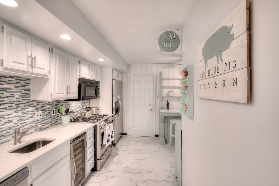 Modern and clean kitchen