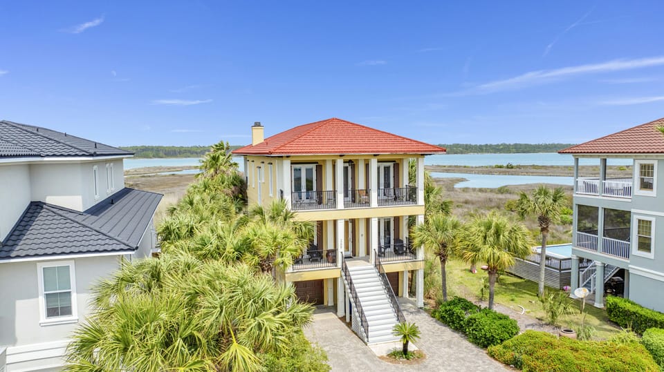 Situated on Little Lagoon