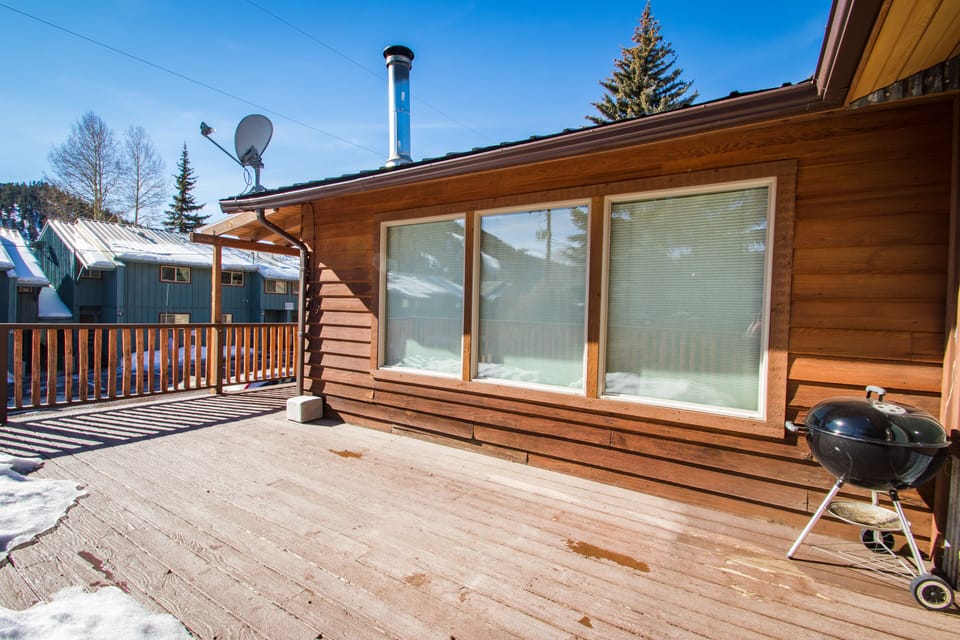 Wrap around deck