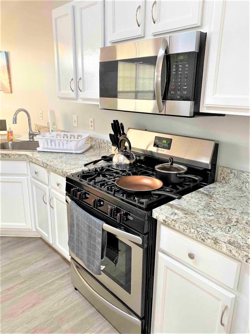 Cooking utensils provided