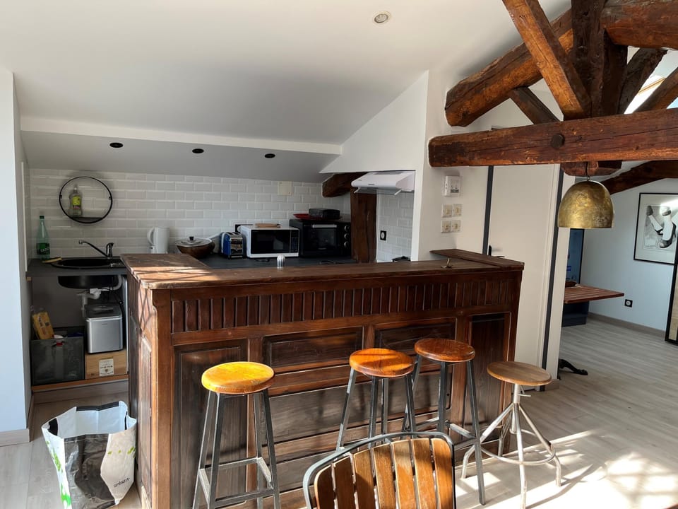 Deluxe Apartment, Ensuite, City View (Le loft des consuls) | Private kitchen