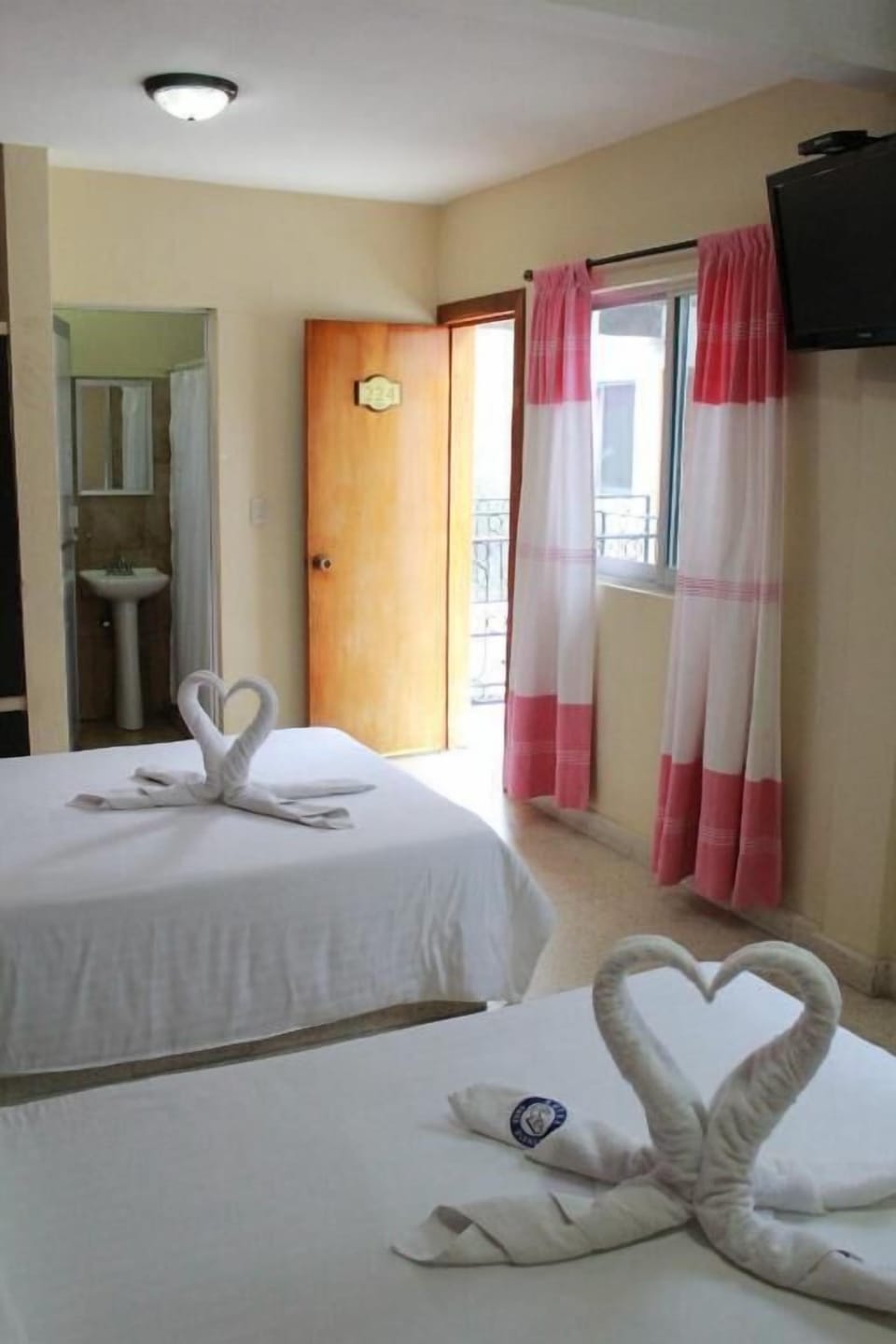 Standard Double Room | WiFi (free)