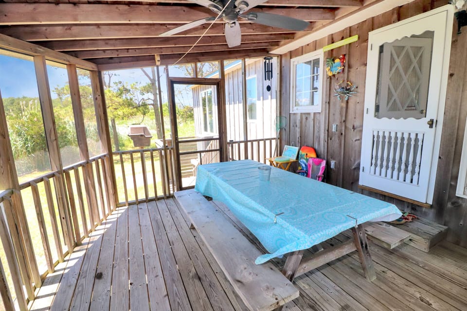Screened Porch