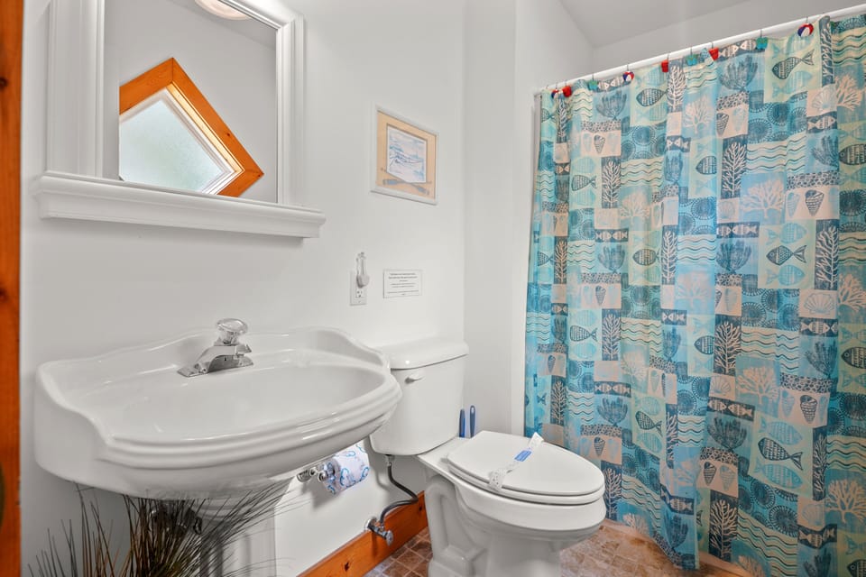 Bathroom - Tub/Shower Combo