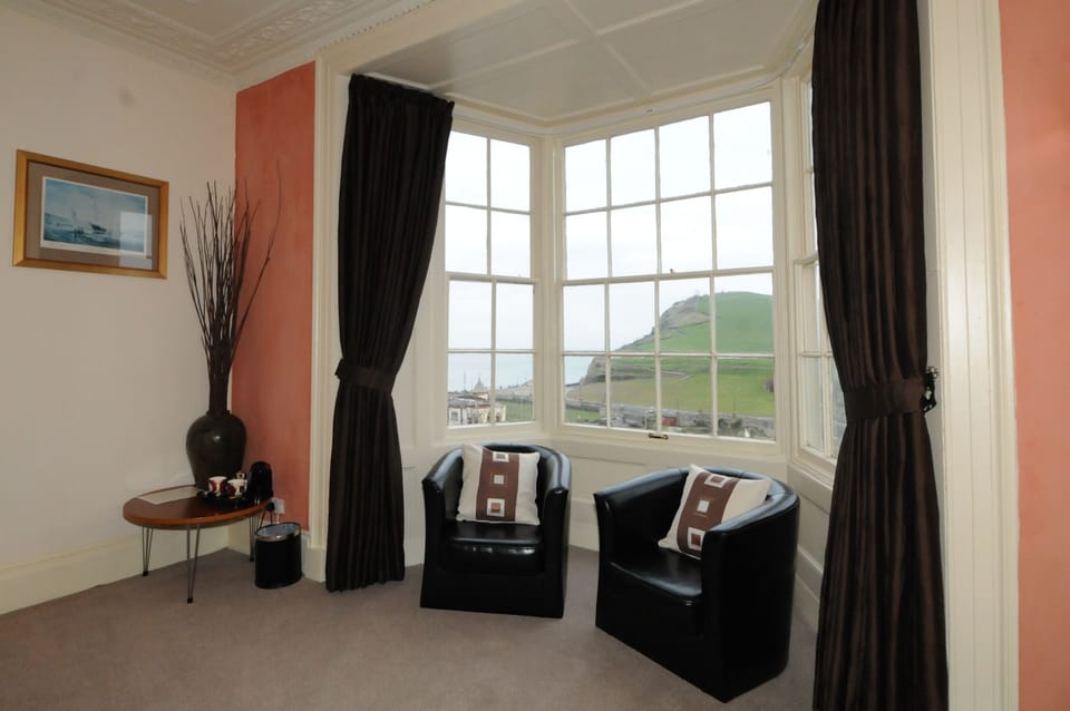 Individually decorated, individually furnished, soundproofing