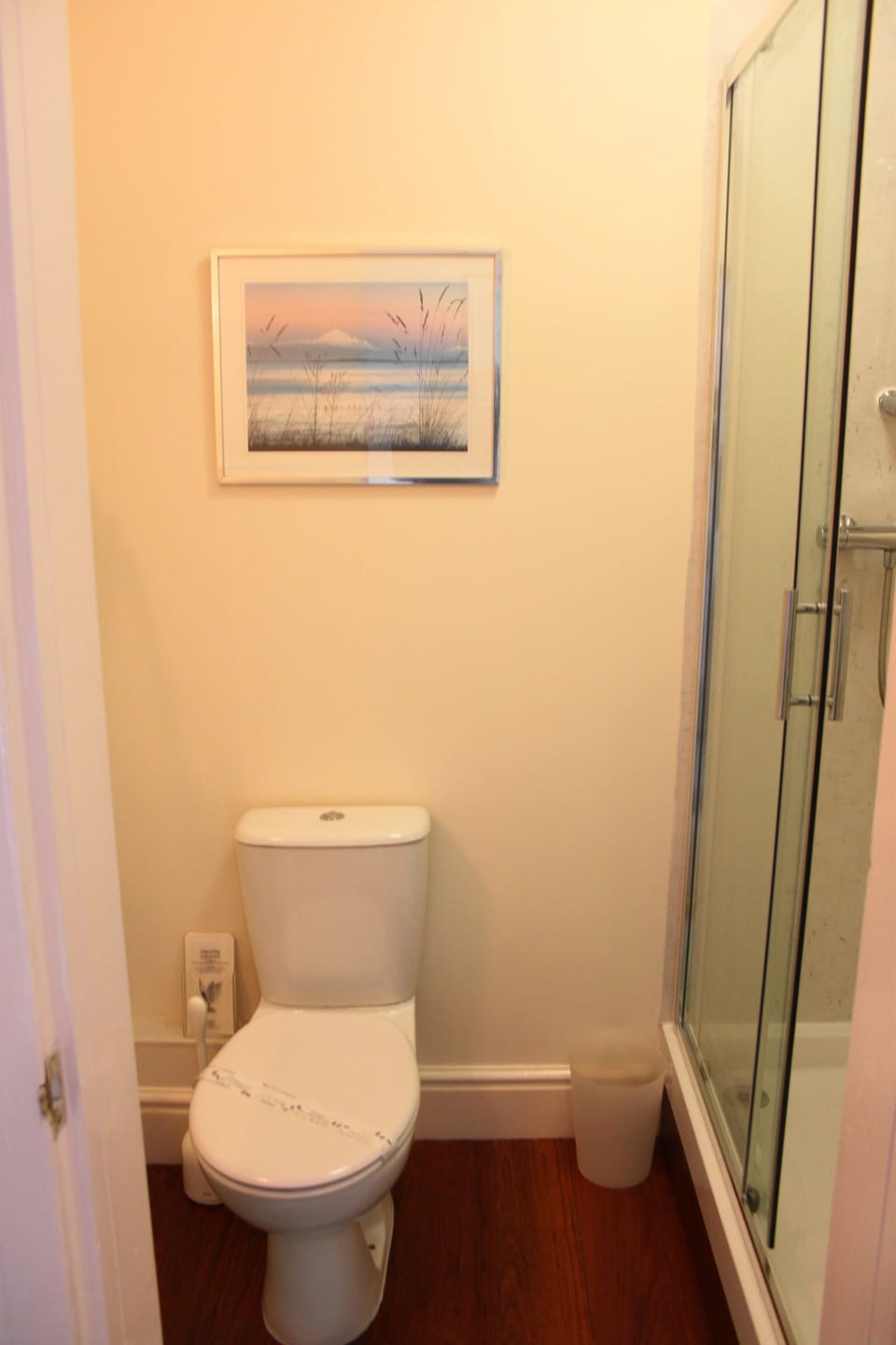 Single Room | Bathroom | Free toiletries, hair dryer, towels
