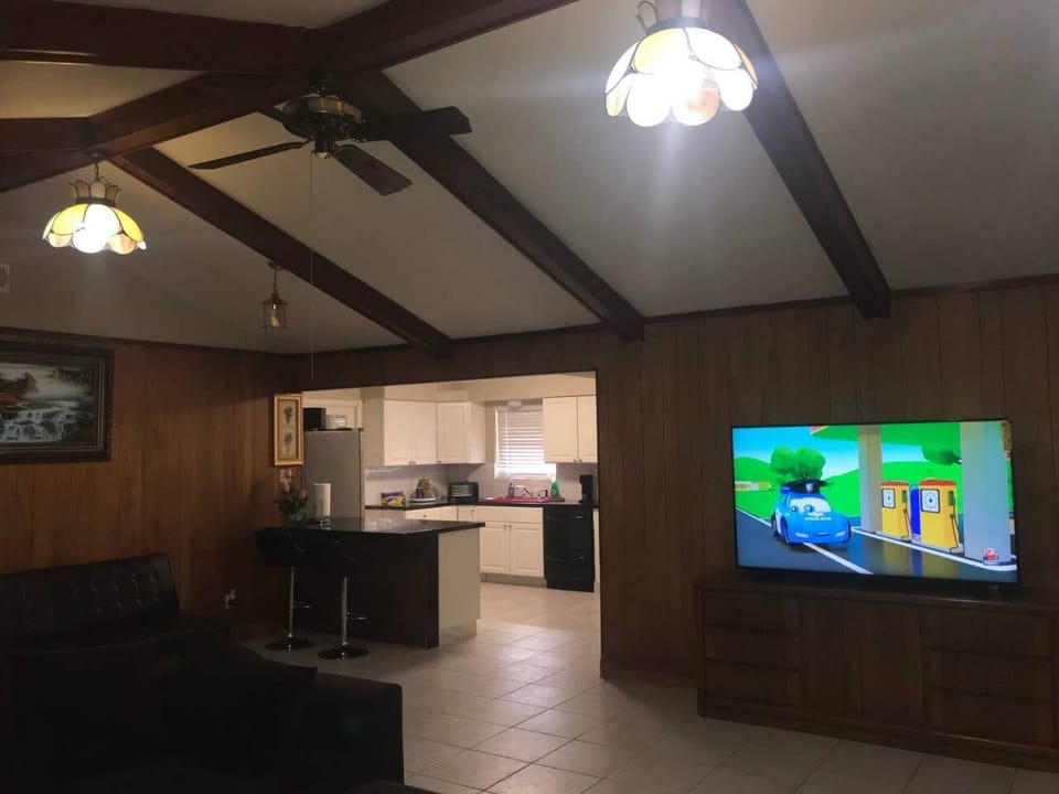 Living room connect to open kitchen