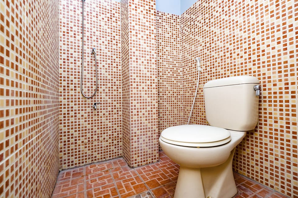 Shower, towels