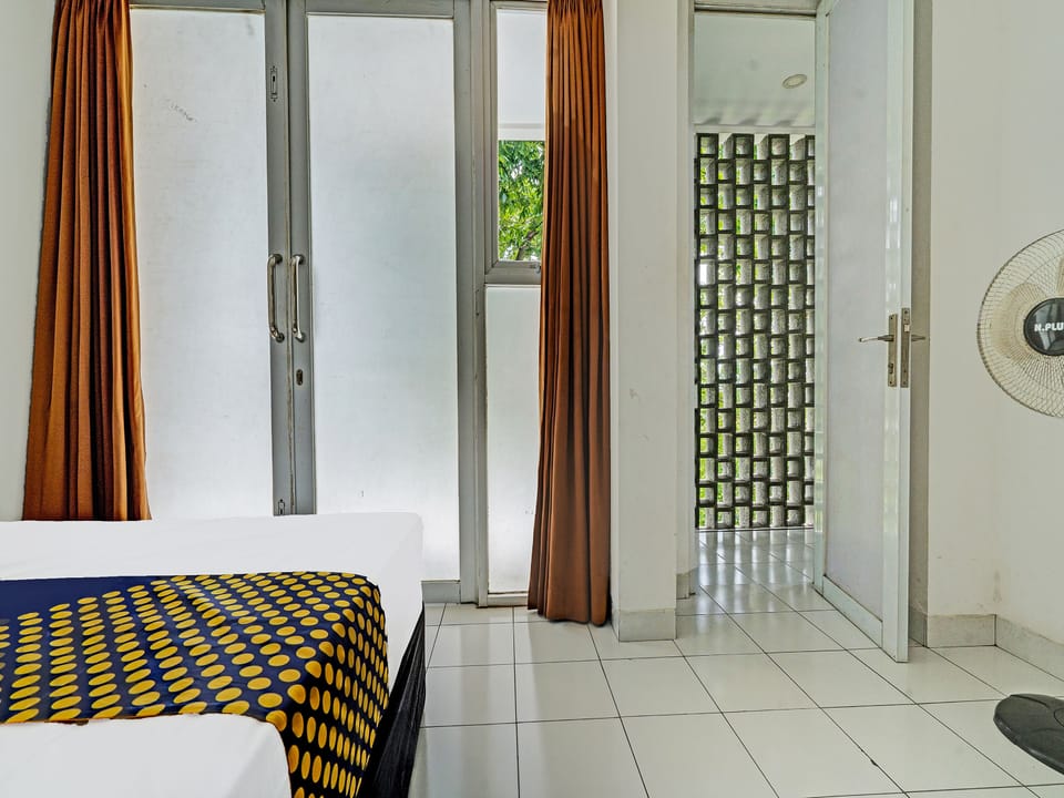 Double Room | Desk, free WiFi