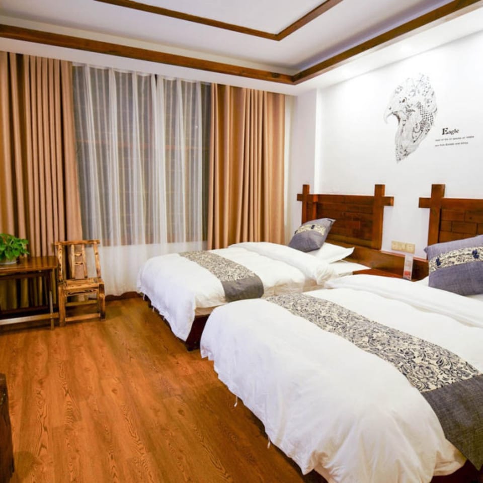 Classic Twin Room | Desk, soundproofing, WiFi (free)