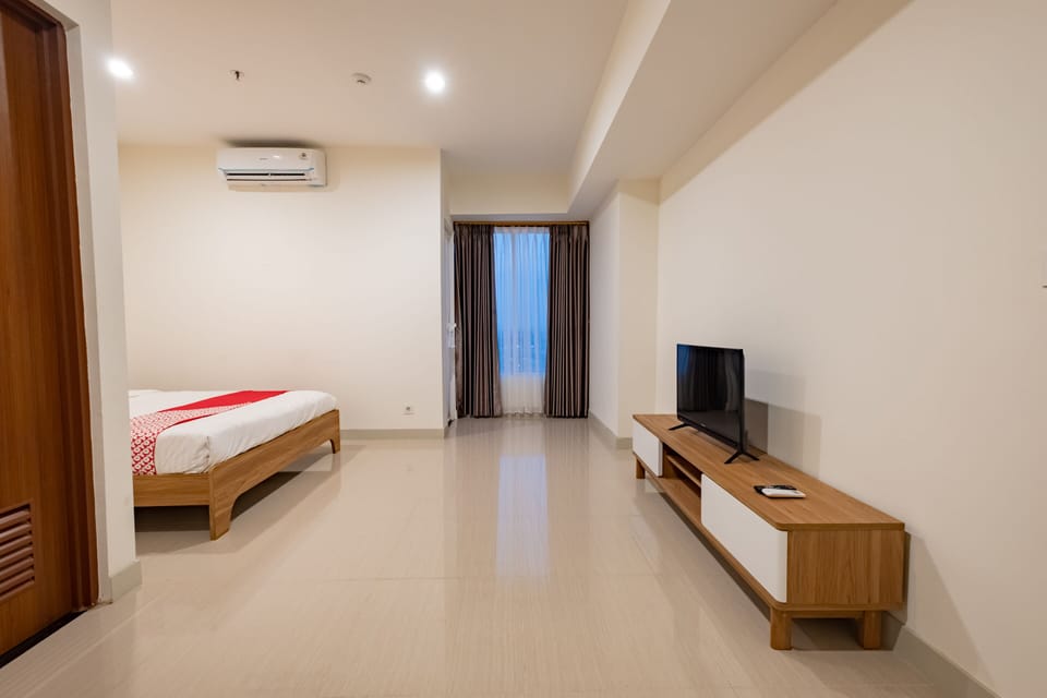 Deluxe Double Room | Desk, free WiFi, bed sheets