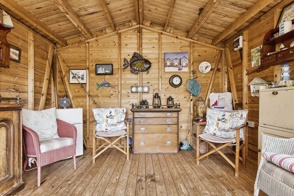 Cottage | Interior