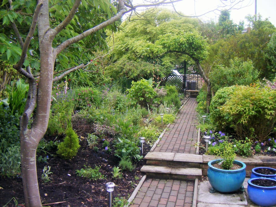Cottage | Property grounds