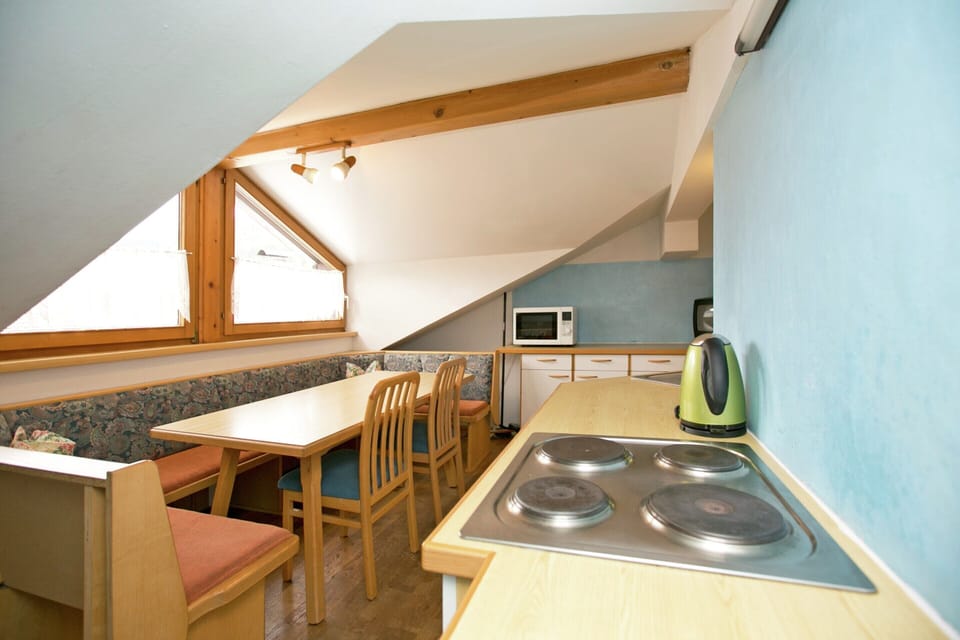 House | Private kitchen | Highchair