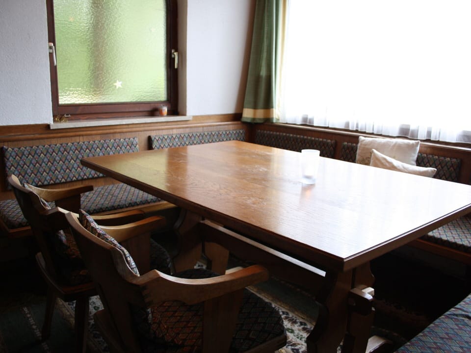 Apartment | Dining