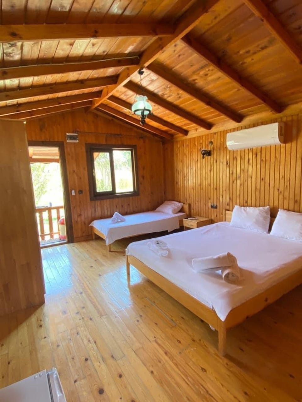 Standard Double or Twin Room, Pool View | Desk, laptop workspace, soundproofing, free WiFi