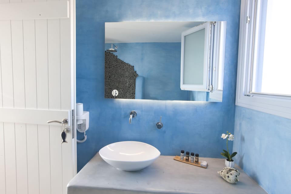 Duplex, 1 Bedroom | Bathroom sink