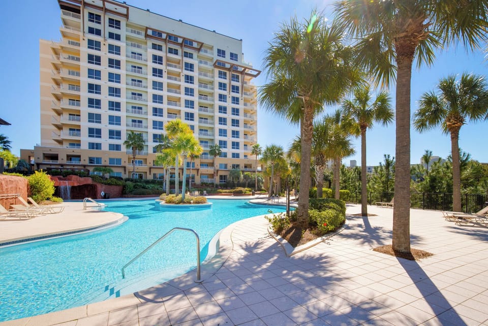 Luau Community Pool