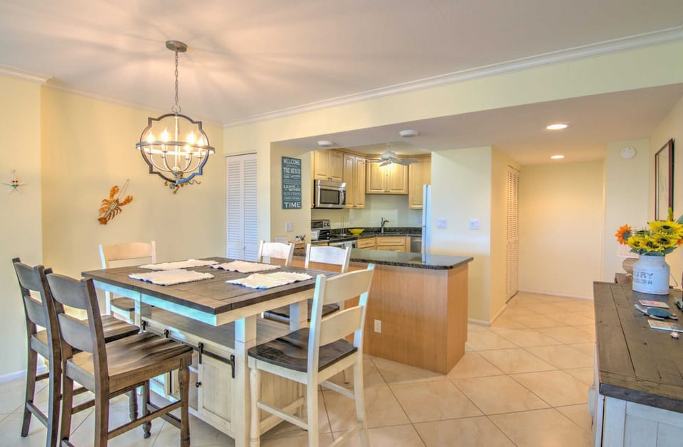 The Dining Set Looking Towards the Open Concept Kitchen