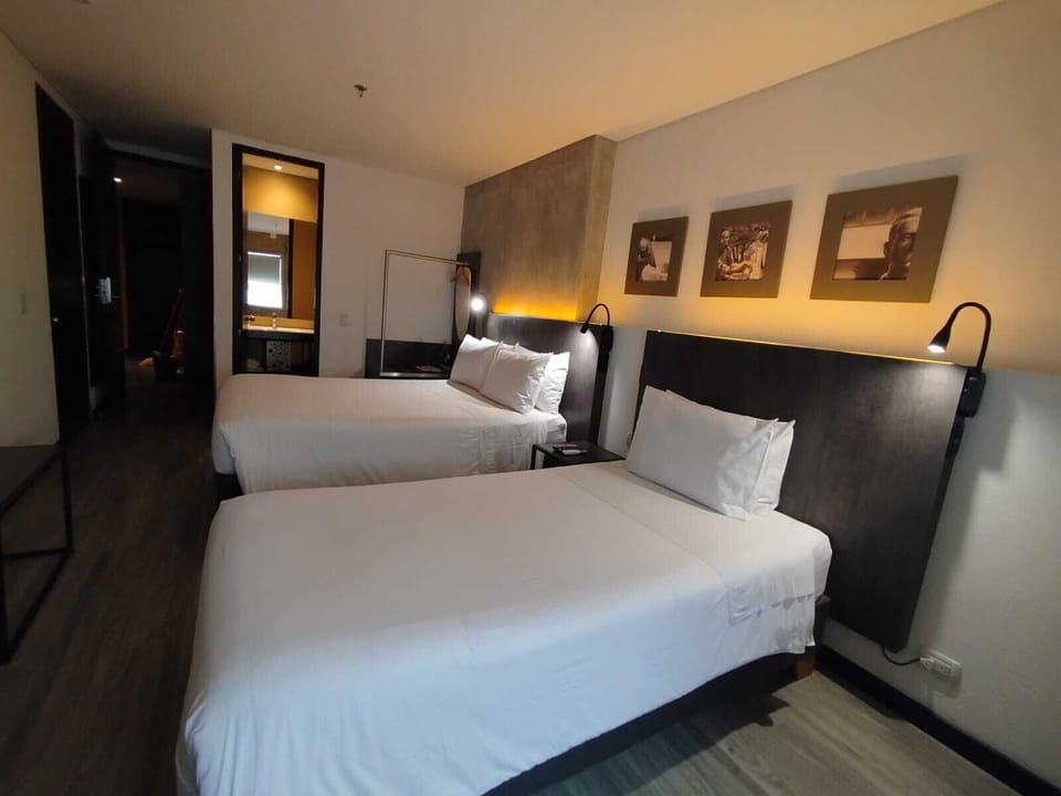 In-room safe, iron/ironing board, free WiFi, bed sheets