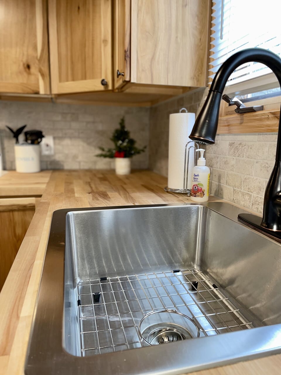 You’ll love our brand new kitchen!