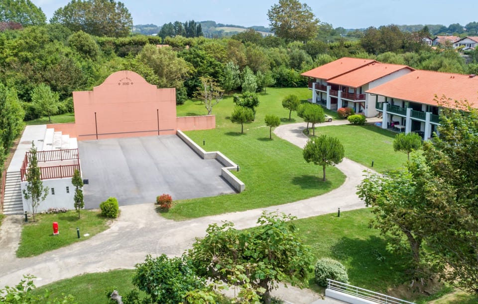You'll love this lush green setting.