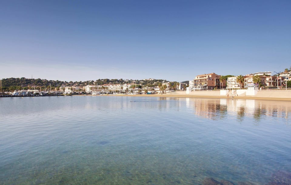 Experience the picturesque atmosphere at this amazing property.