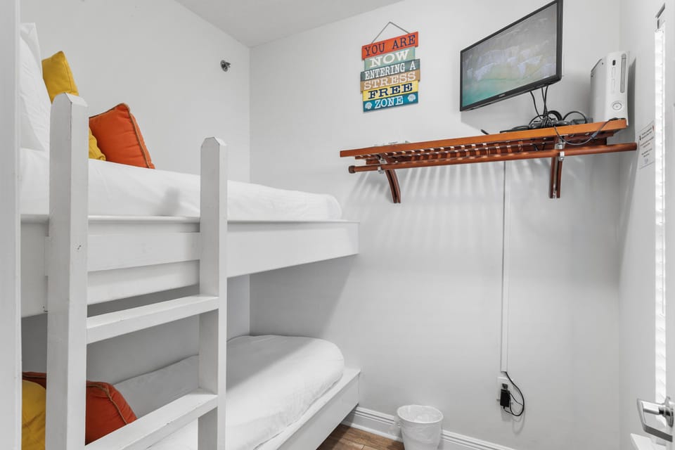 Bunk room