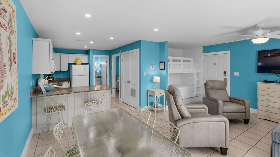 Beachwood Villas 8E