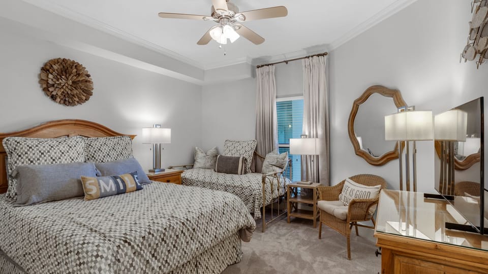 Grand Playa 401 Bedroom
