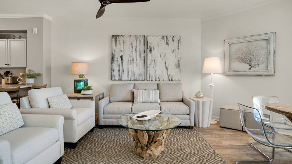 Dunes of Seagrove 201B Living Area