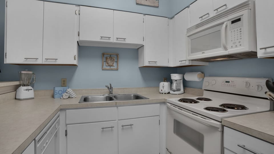 Palms B5 Kitchen
