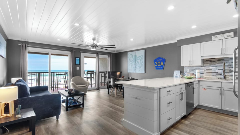 Eastern Shores 207 Living Area