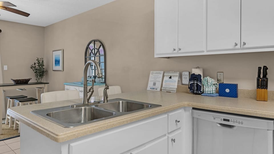 Rollin Tide C2 Kitchen