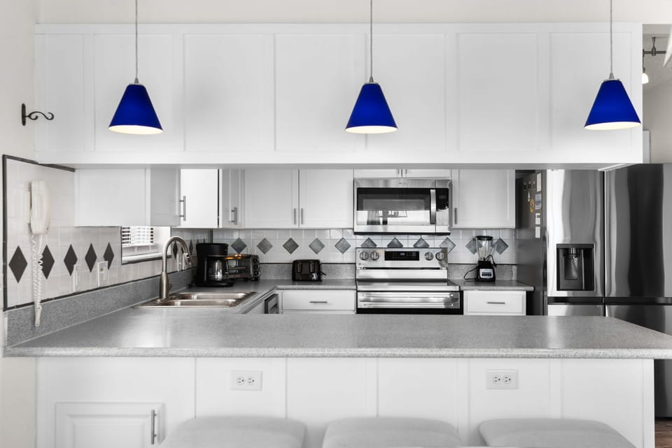Sun n Surf - Fully equipped kitchen
