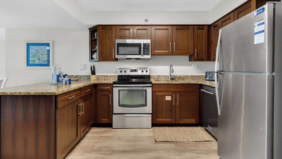 BeachCrest 103 Kitchen area
