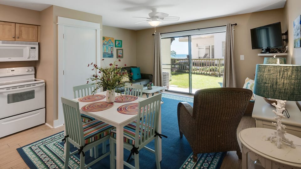 Beachside Condo 14