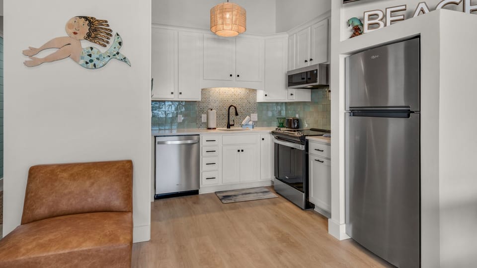 Beachside Condo 21 Kitchen