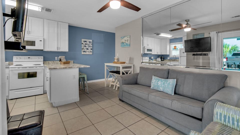 Beachside Villas 513 Living Area and Kitchen
