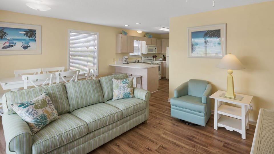 Beachside Villas 921