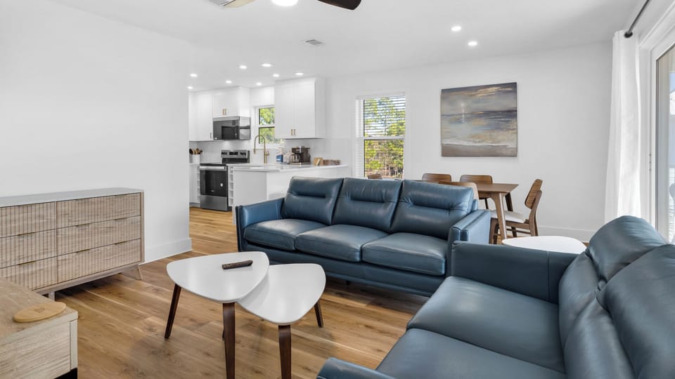 Beachside Villas 1133 Living Area