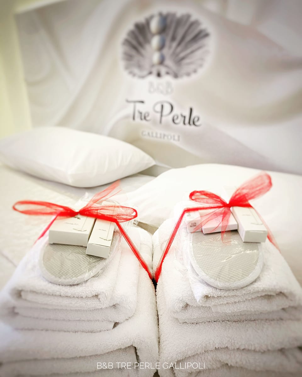 Design Room | Minibar, in-room safe, individually decorated, individually furnished