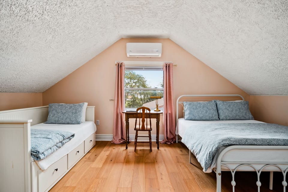 Bedroom 2- second floor