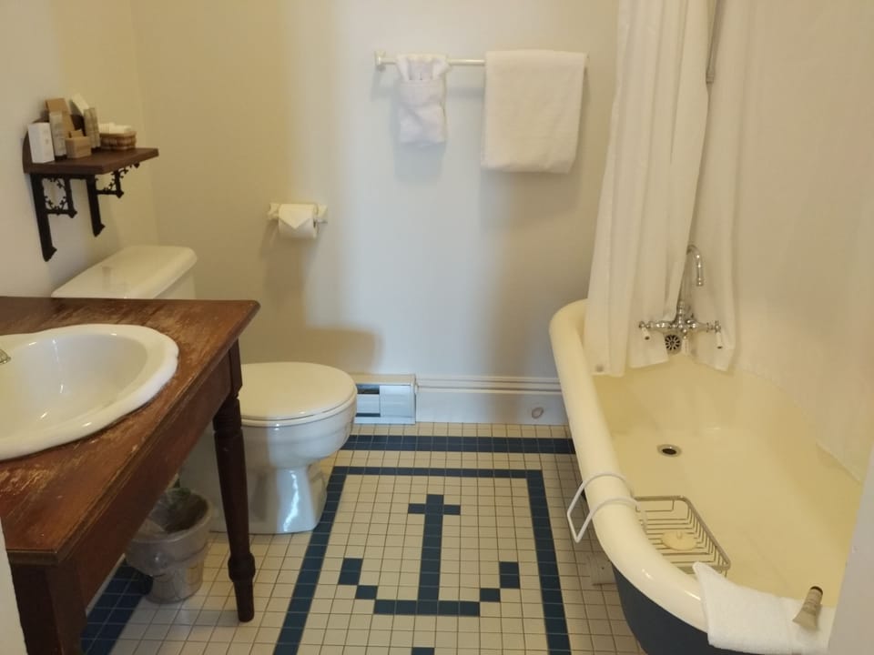 Homeport Historic Bed & Breakfast/Inn c 1858 Bed and Breakfast in Saint John