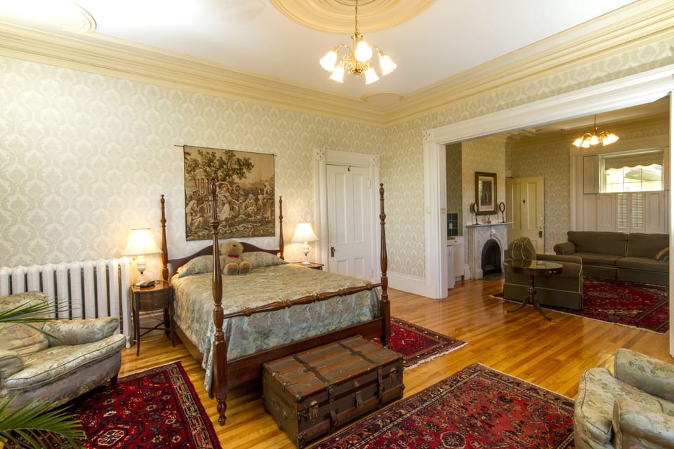 Premium Suite, 1 Bedroom | Premium bedding, pillowtop beds, individually decorated