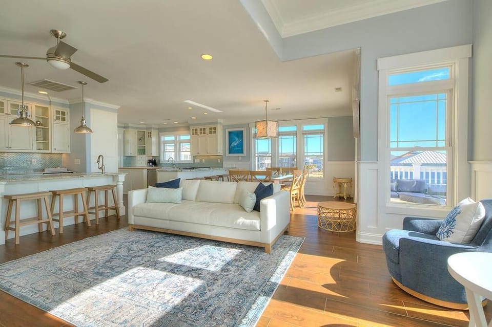 Living Room 
GW 2.2023