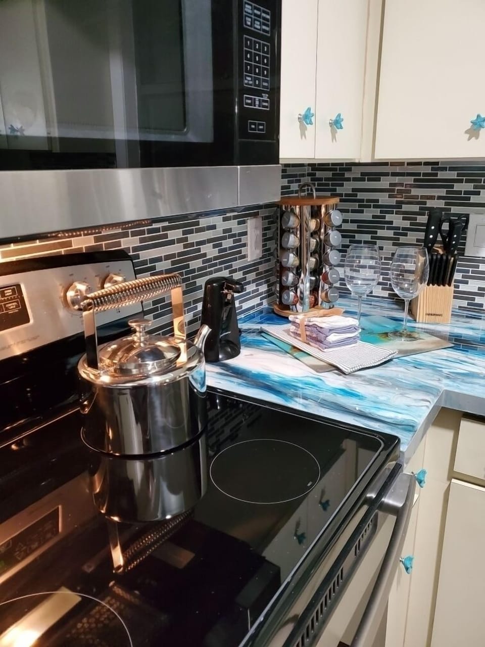 All of the stainless appliances are new!