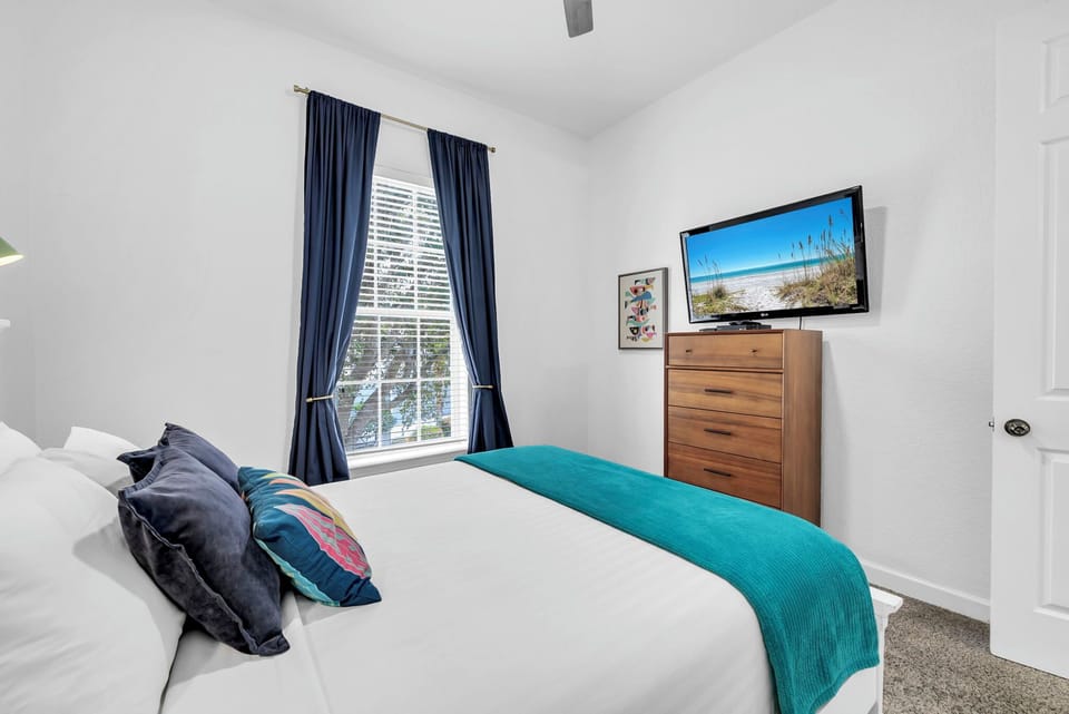 TV in Guest Bedroom
