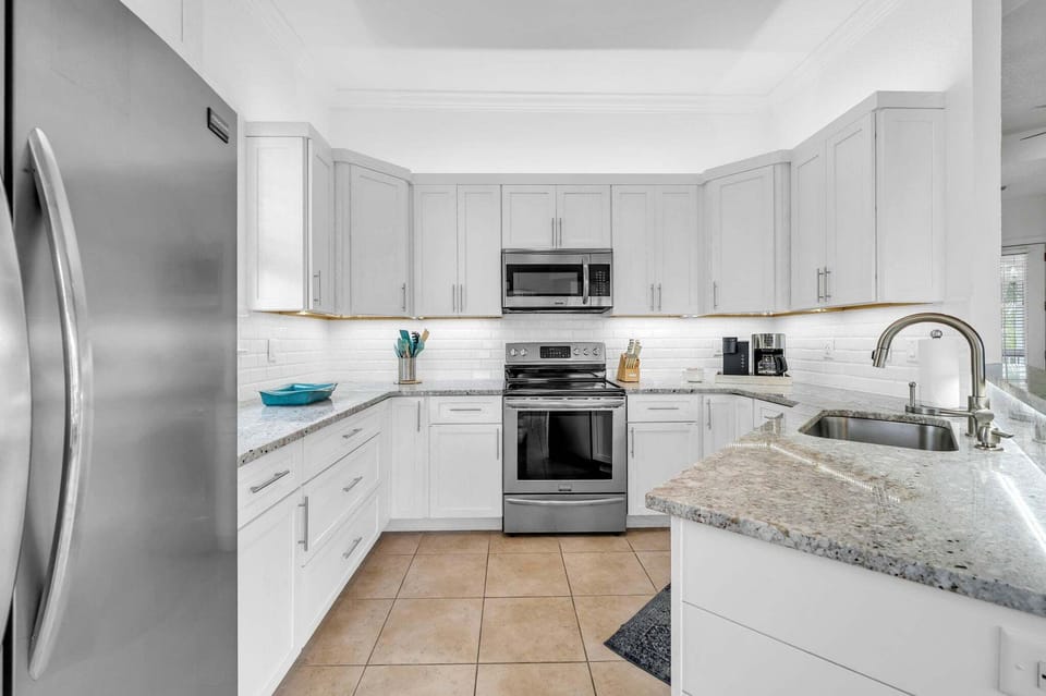 Plenty of Lighting in Kitchen