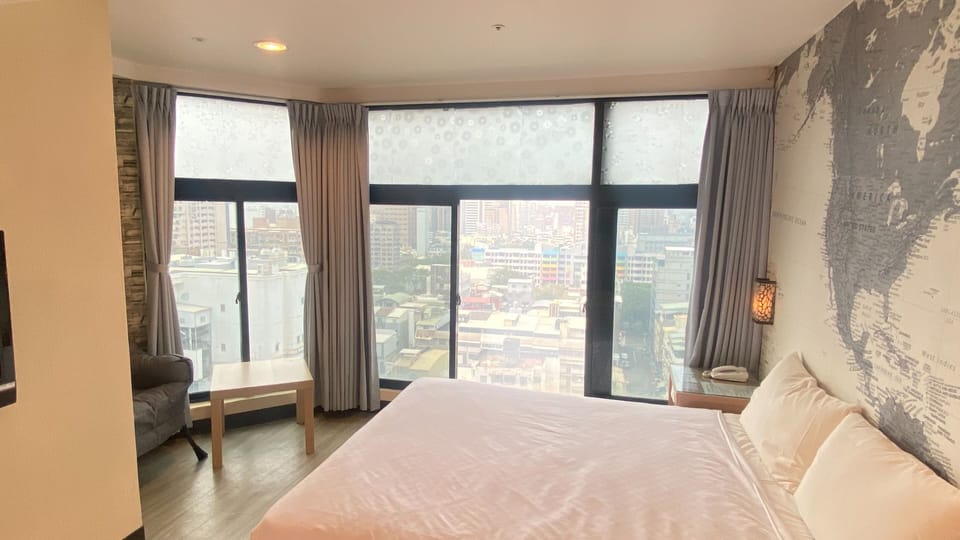 Comfort Triple Room | Iron/ironing board (on request), WiFi (free), bed sheets